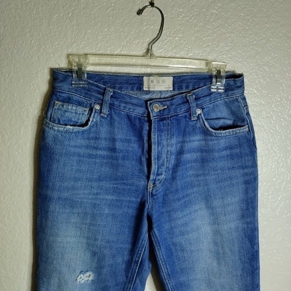 FREE PEOPLE we the free MAGGIE MID RISE STRAIGHT chewed hem crop JEANS sz 26 - Picture 3 of 9